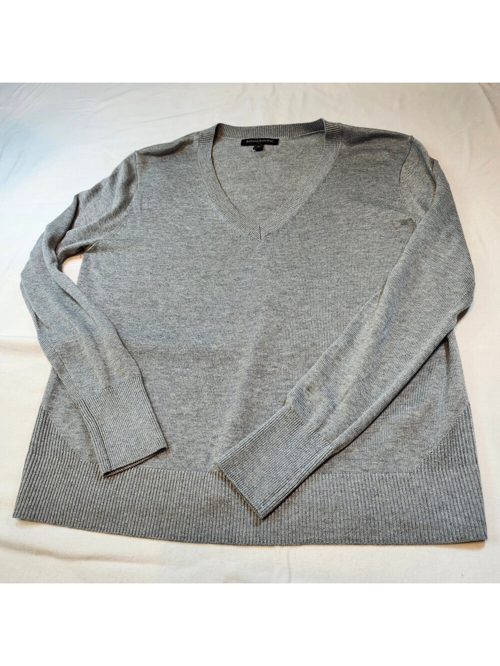 Banana Republic Long Sleeve Pullover Sweater